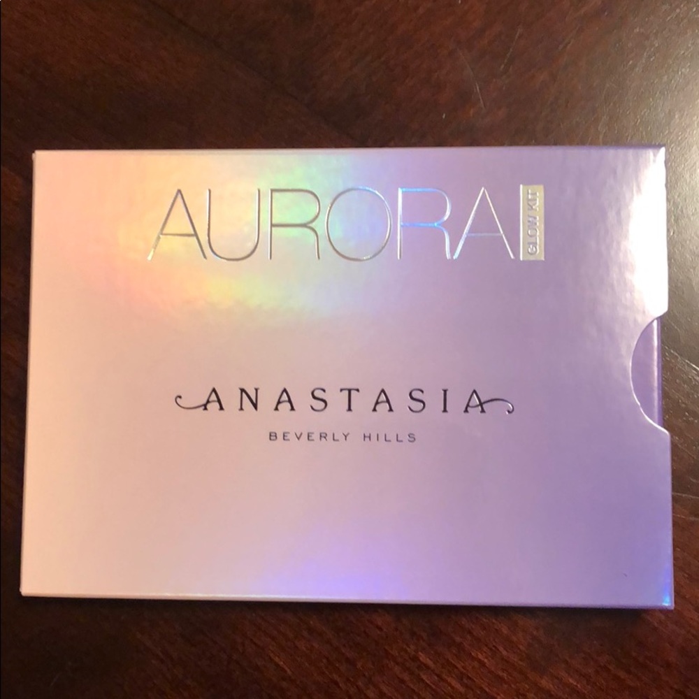 Anastasia Beverly Hills Aurora Glow Kit